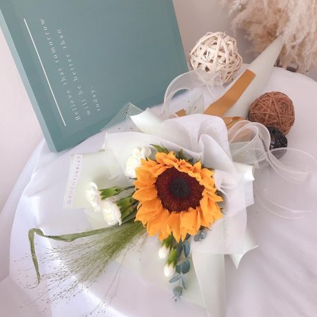 seven florist single sunflower cone 02